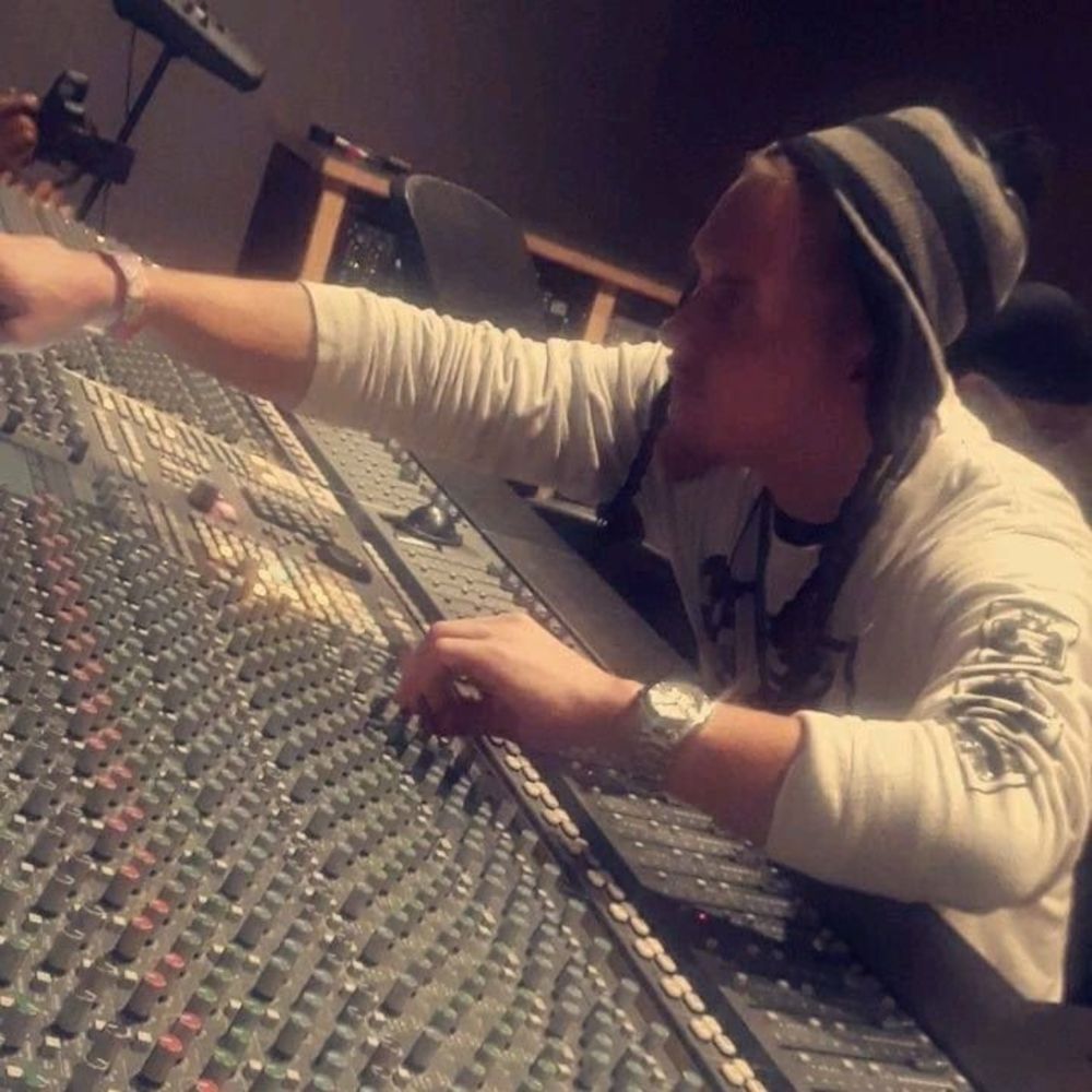 Meet your Posher, Alex